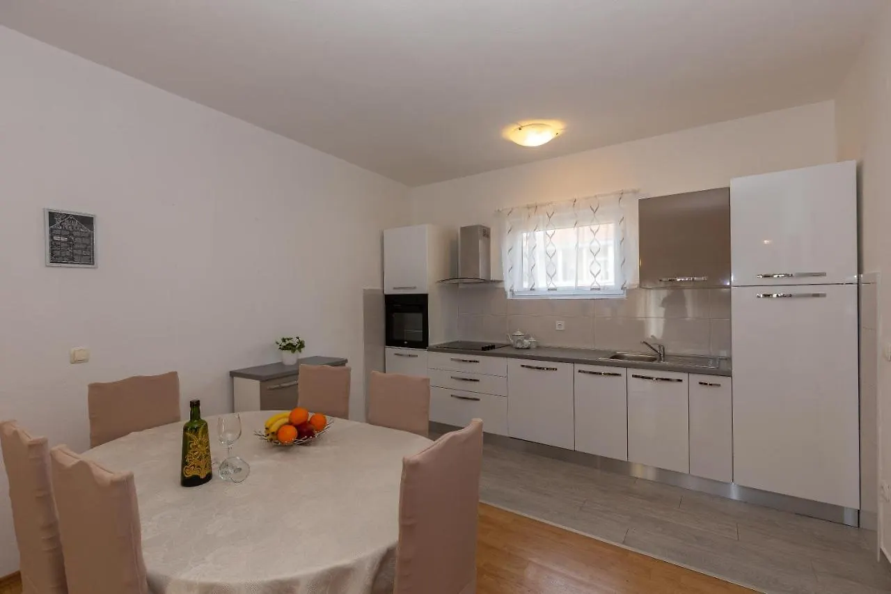 Apartments Tolic Biograd Na Moru